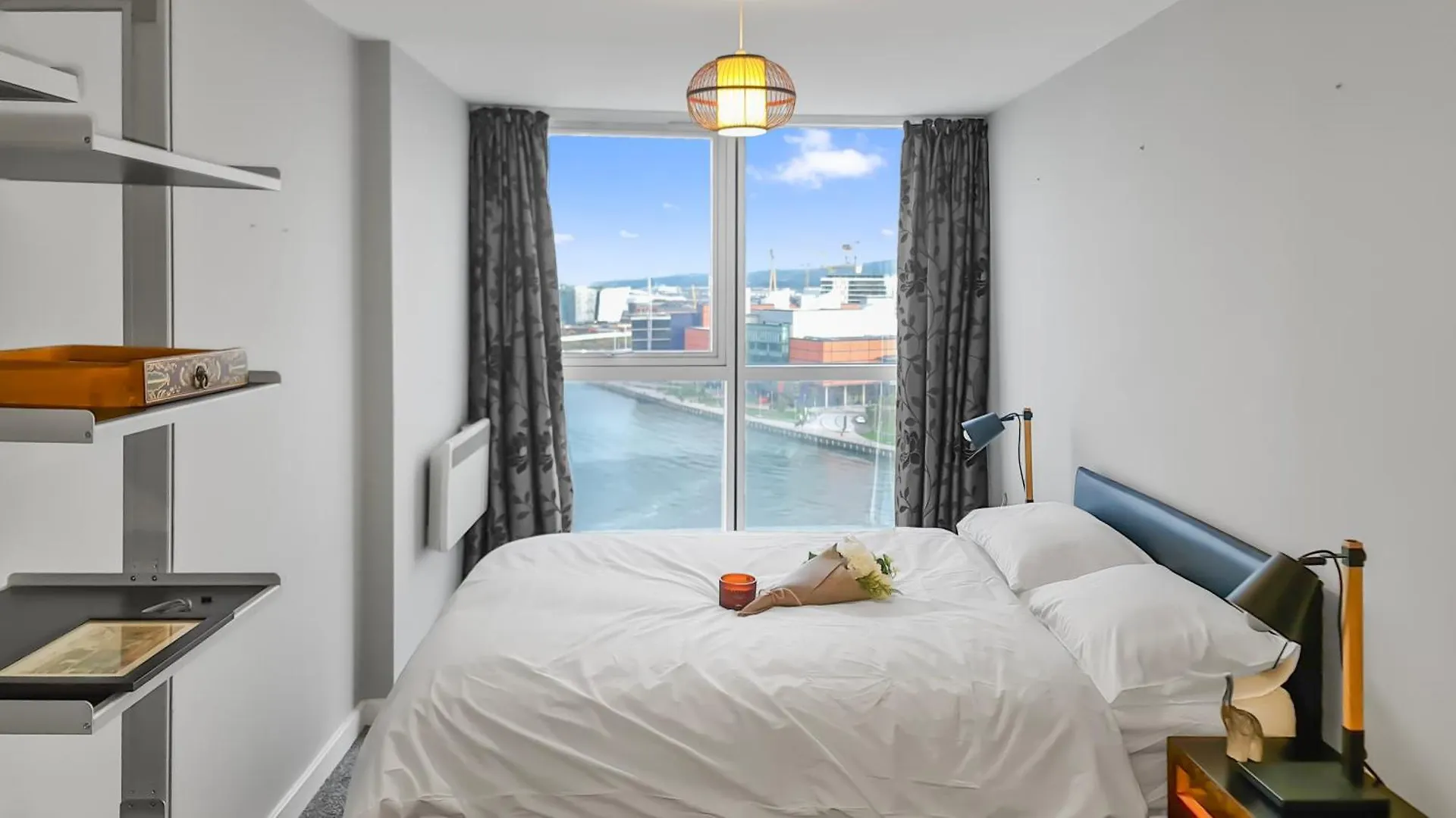 River View Ensuite Private Room In Shared Apartment 벨파스트 영국